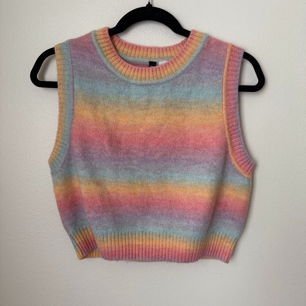 H&M Divided Pastel Rainbow Striped Sweater Vest Size M
